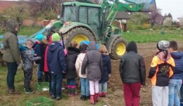 kampfelder-hof-heuhuepfer-verein-lernort-unesco-fairbio-bio