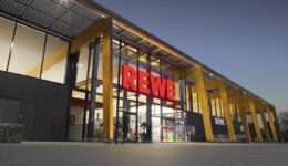 fairbio-blog-rewe-steht-zu-fair-und-oeko-unterschrift-foem-absichtserklärung
