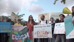 fairbio-blog-eigentum-mit-verantwortung-warteschlange-für-neue-rechtsform-stiftung-verantwortungseigentum